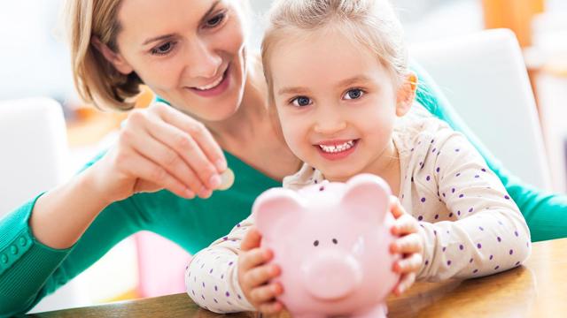 Как снять деньги со счета несовершеннолетнего ребенка в Сбербанке